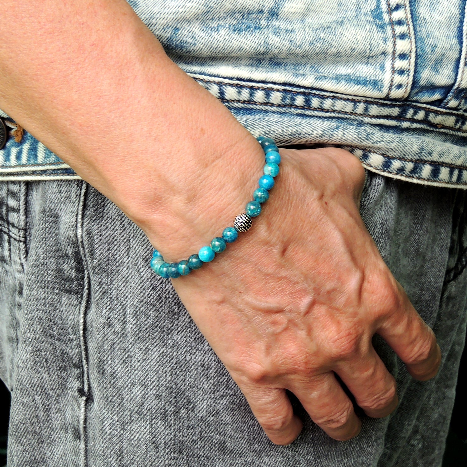 Healing Blue Apatite for Throat Chakra Activation | Modern Handmade Stretch Bracelet with 925 Silver Stone Patterned Bead | Manifestation Stones | Essential Gemstone for Growth and Confidence
