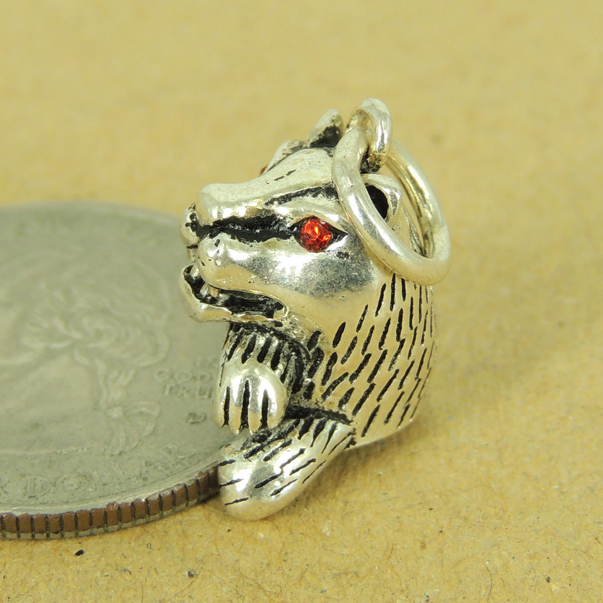 1PC Jungle Cat Pendant with Garnet Gemstone Eyes - S925 Sterling Silver WSP546X1