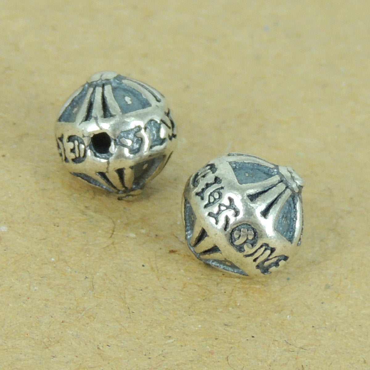 2 PCS Vintage Round Gothic Cross Beads - S925 Sterling Silver WSP337X2